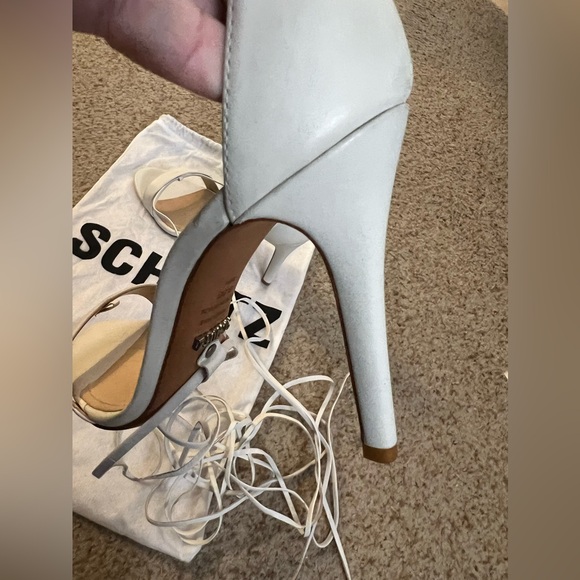 Schutz white leather heeled sandals with lace up straps - Picture 5 of 10